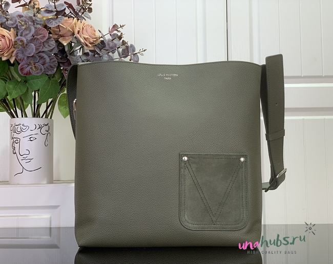 Louis Vuitton Verso Hobo H38 Green 33x30x15.5cm - 1