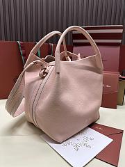 Loro Piana Large Bale bag Calfskin Pink 36x28x22cm - 2