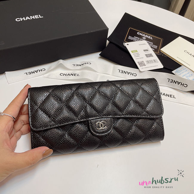 Chanel Wallet Black Caviar Silver 19cm - 1