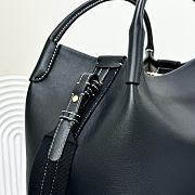 Loro Piana Large Bale bag Black 36x28x22cm - 2
