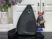 Louis Vuitton Delta Slingbag Black 30x35.5x7cm - 1