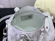 Louis Vuitton Speedy P9 30 Handbag White 32x22.5x18cm - 5
