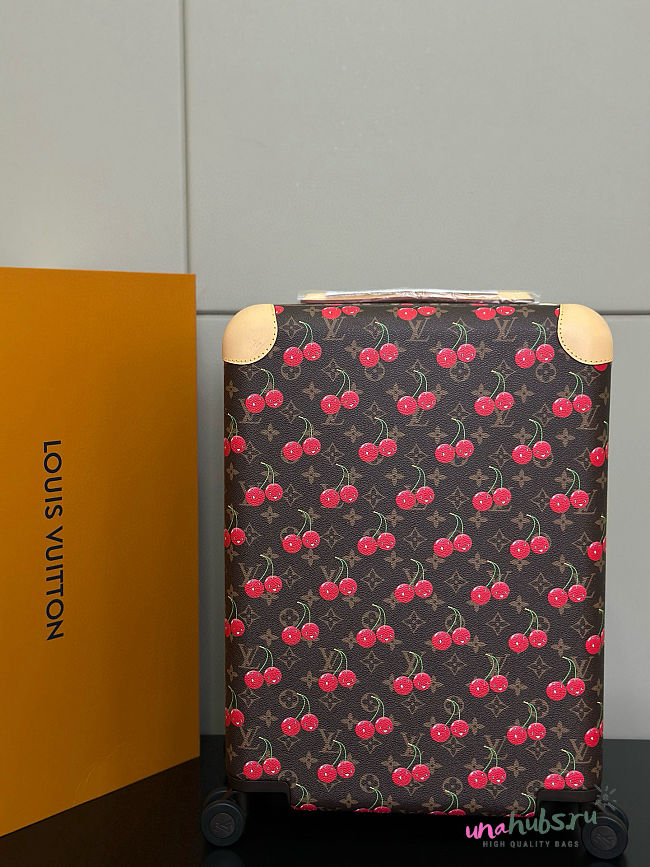 Louis Vuitton x TM Horizon 55 Monogram Cherry 55cm - 1