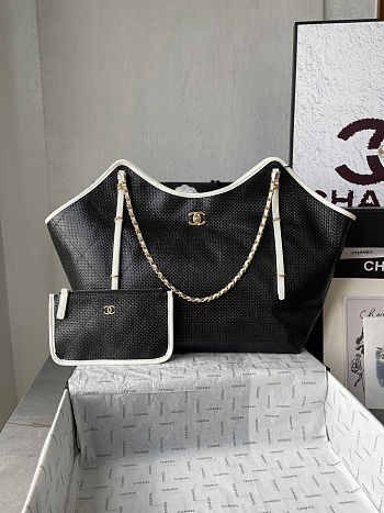 	 Chanel Shopping Bag in Black - 55x35x13cm