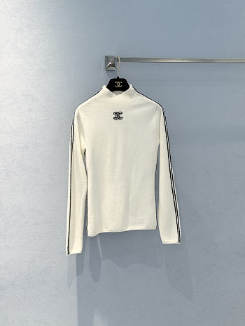 Chanel White Sweater 03
