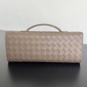 Bottega Veneta Andiamo Clutch Pinecone Leather - 31x13x3cm - 4