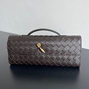Bottega Veneta Andiamo Clutch In Dark Brown - 31x13x3cm - 1