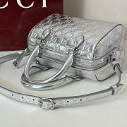 Gucci Emblem small boston bag in silver 20.5x14x11.5cm - 4