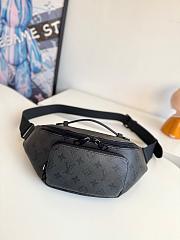 Louis Vuitton Rush Bumbag Black Monogram Midnight 30x15x8cm - 1