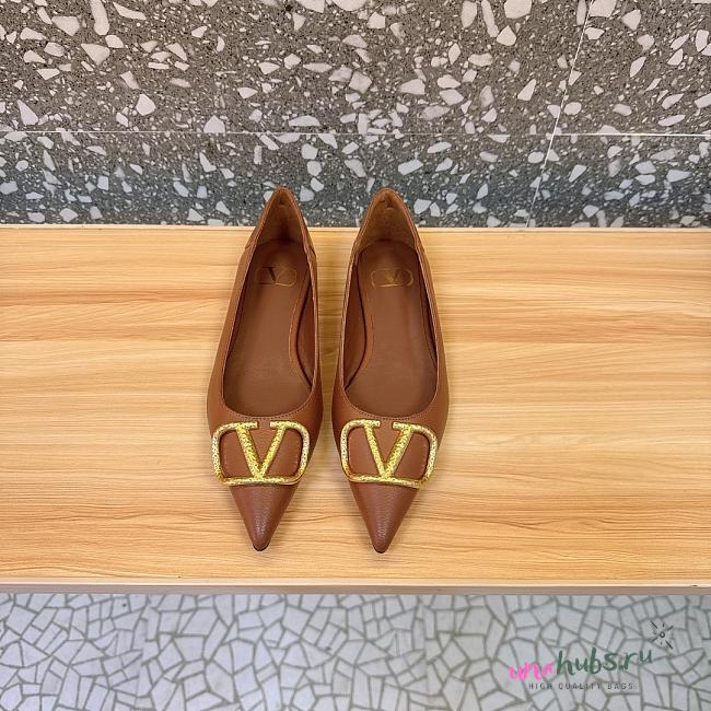Valentino Garavani Kamel Leather VLOGO Flats - 1