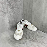 Gucci Shift GG crystal trainers in off white Sneaker - 3