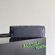Bottega Veneta Andiamo Navy Denim 35x25x11cm - 5
