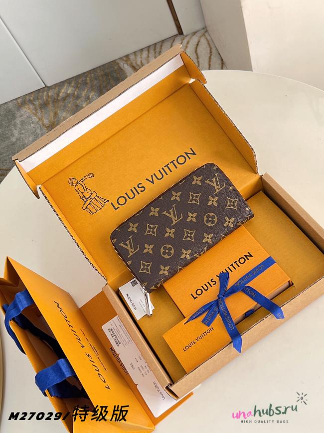 Louis Vuitton Zipper Wallet Monogram Silver 19cm - 1