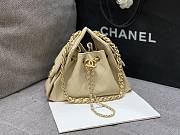 Chanel Mini 25 Handbag Beige Caviar 22x20x12.5cm - 3