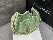 Chanel Mini 25 Handbag Green Caviar 22x20x12.5cm - 2