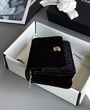 Chanel Pearl Crush Velvet Wallet on Chain Black 20x12cm - 5