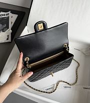 Chanel Flap Bag Black Lambskin Logo 23.5x14.5x7cm - 2