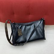 Louis Vuitton CarryAll East West Black 36x19x10cm - 4