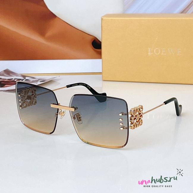 Loewe Anagram Gold Logo Sunlgasses - 1