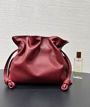 Loewe medium red leather flamenco clutch bag 30x24.5x10cm - 2