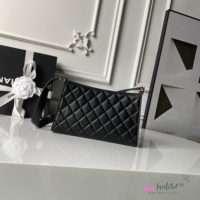 Chanel 26X Hobo Bag in Black Lambskin 22cm - 1