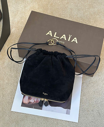 ALAÏA Le Pochon Black 22x10x19cm