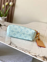 Louis Vuitton Pochette Hills Blue 20.5x6x16cm - 3