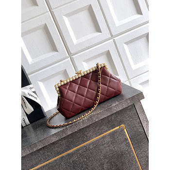 Chanel Clutch Burgundy Lambskin 20x10x7cm