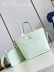Louis Vuitton Neverfull Bandoulière Inside Out BB H33 Green - 24x14x9 cm - 1