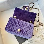 Chanel Flap Bag Purple Velvet 20x13x7cm - 3
