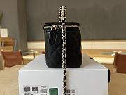 Chanel Vanity Top Handle Black Caviar 17cm - 2