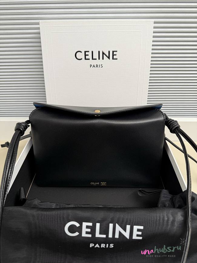 Celine Trio Flap Smooth Lambskin Black 22.5x13x2.5cm - 1