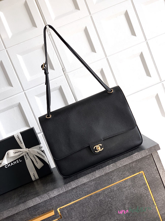 Chanel Large Flap Bag Black Gold 33x23x11cm - 1