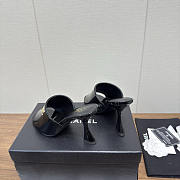Chanel Patent Leather Mules With CC Logo In Black 9cm - 4