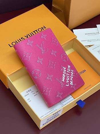 Louis Vuitton Passport Cover Pink 14x2.5x10cm