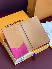 Louis Vuitton Passport Cover Pink 14x2.5x10cm - 3