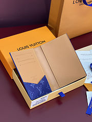 Louis Vuitton Passport Cover Blue 14x2.5x10cm - 3