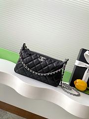 Chanel 25B Star Logo Mahjong Bag 21x12x5.5cm - 1