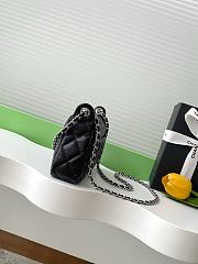 Chanel 25B Star Logo Mahjong Bag 21x12x5.5cm - 3