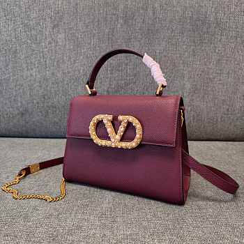 Valentino Garavani Small VSling Handbag Burgundy 22x9x17cm