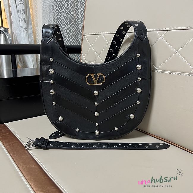 Valentino Garavani Hoboho Hobo Bag Black Studs 28x21.5x3cm - 1
