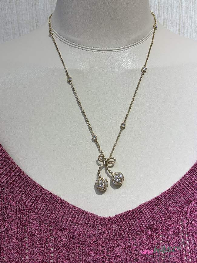 Valentino Necklace 02 - 1
