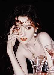 Valentino Necklace 02 - 3