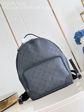 Louis Vuitton Discovery Cargo Backpack Black 39x30x19cm