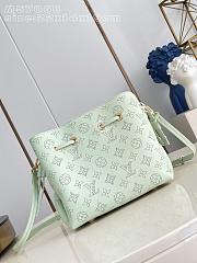 Louis Vuitton Bella Perforated Mahina Calfskin Green 22x14x19cm - 4