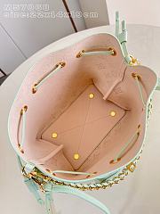 Louis Vuitton Bella Perforated Mahina Calfskin Green 22x14x19cm - 3