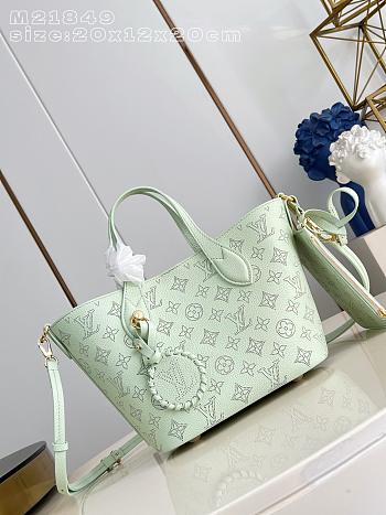 Louis Vuitton Blossom PM Perforated Mahina Green 20x12.5x20cm