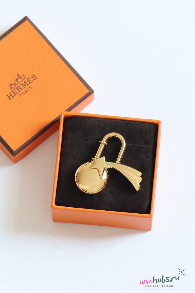 Hermes Cadenas bag charm gold - 1