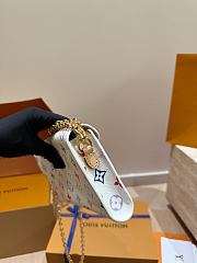 Louis Vuitton x TM Pouch Metis White 20cm - 4