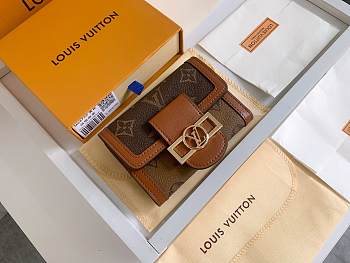 Louis Vuitton Dauphine Compact Wallet 12x9.5x3.5cm